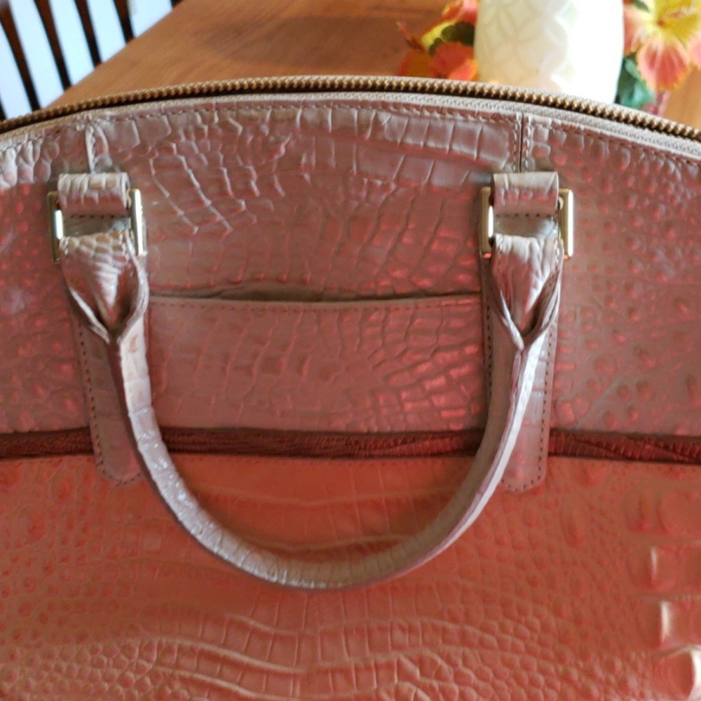 Handbag - Picture 4 of 4
